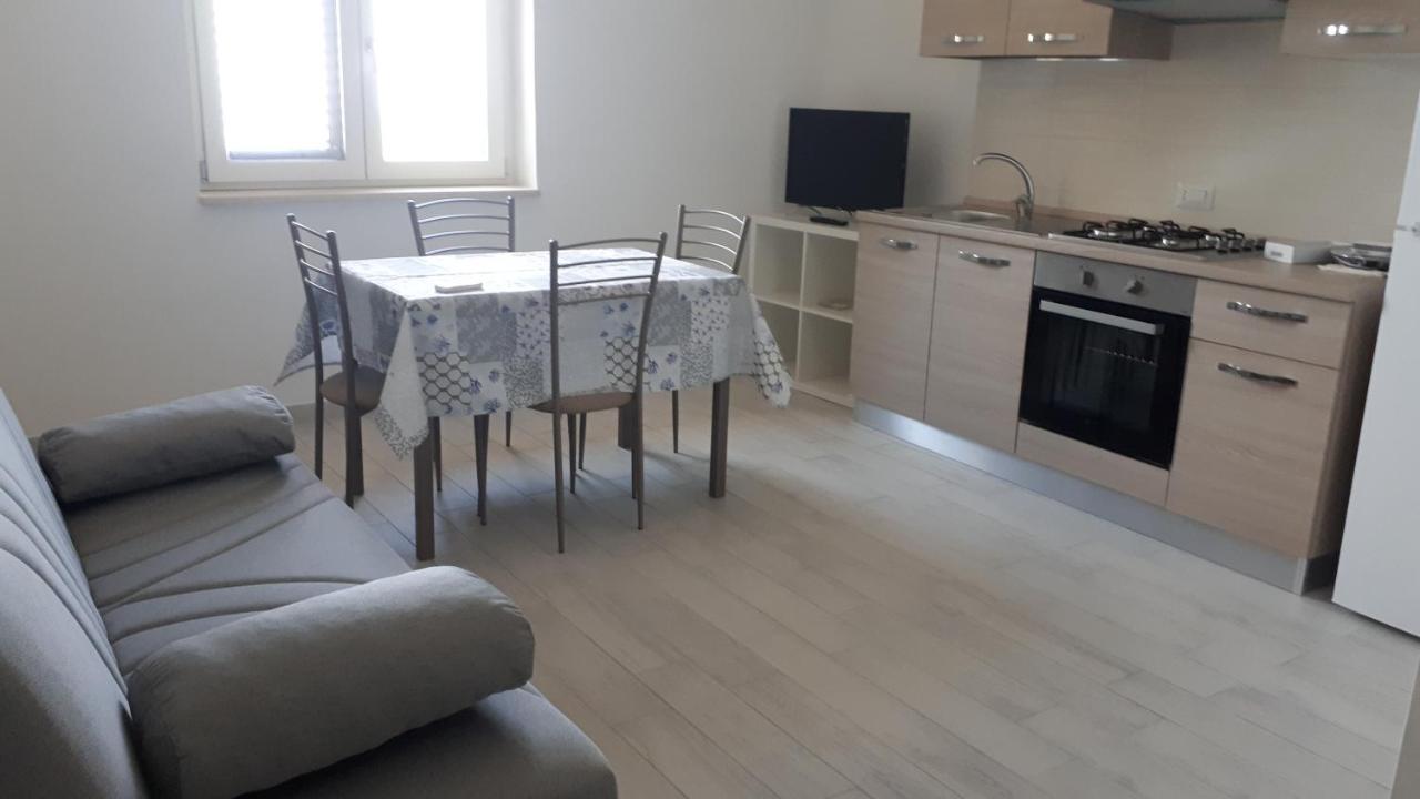 Le Pigne Casa Vacanze. Полліка Екстер'єр фото